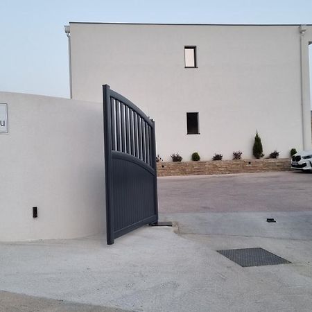 Palazzu B Reservation 3 Nuits Minimum Ajaccio  Exterior foto